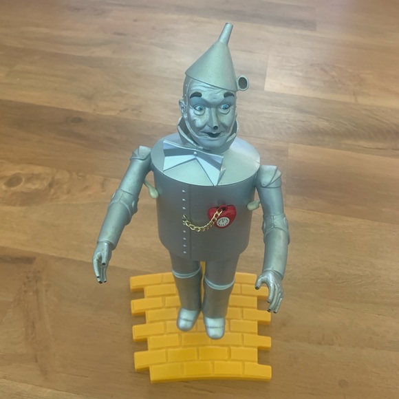 Vintage 1987 Turner The Wizard of Oz Tin Man Doll Figure on Yellow Brick Road - Picture 1 of 8